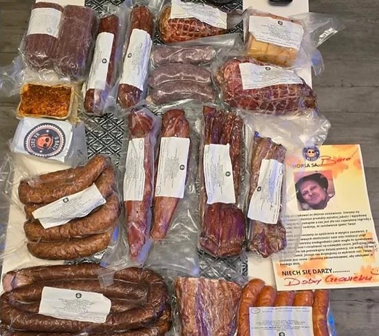 Zawartość Boxu 700: wędliny zapakowane próżniowo